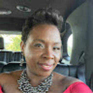 Meet your Posher, Kendra